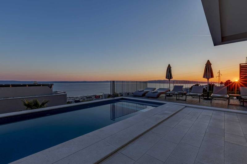 Luxury Villa Freya with Pool Makarska
