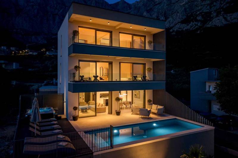 Luxury Villa Freya with Pool Makarska