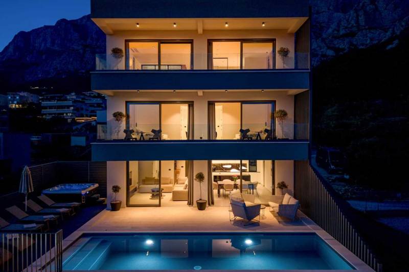 Luxury Villa Freya with Pool Makarska
