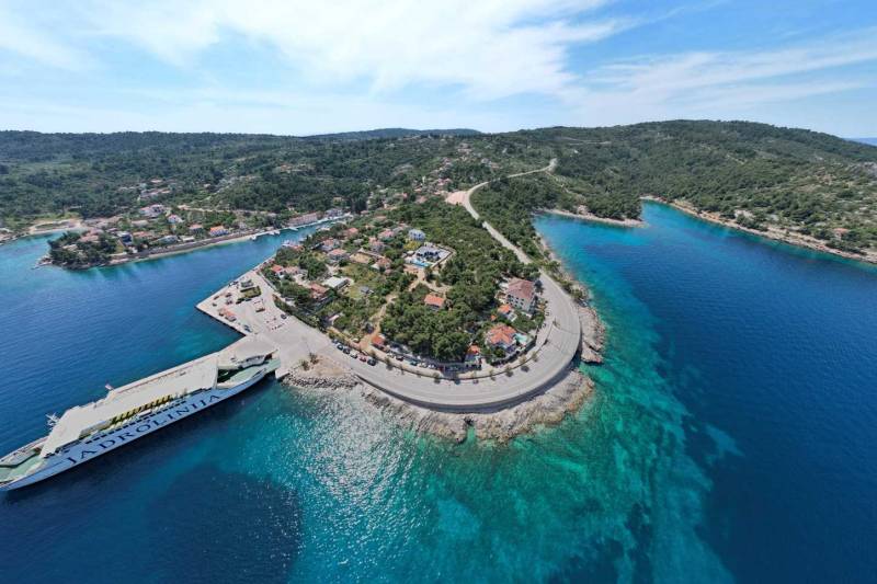 Villa Blue Wing med Basseng Šolta