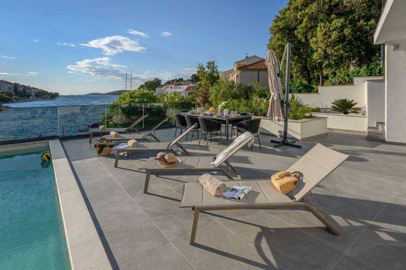 Villa Between Seas with Pool Primošten