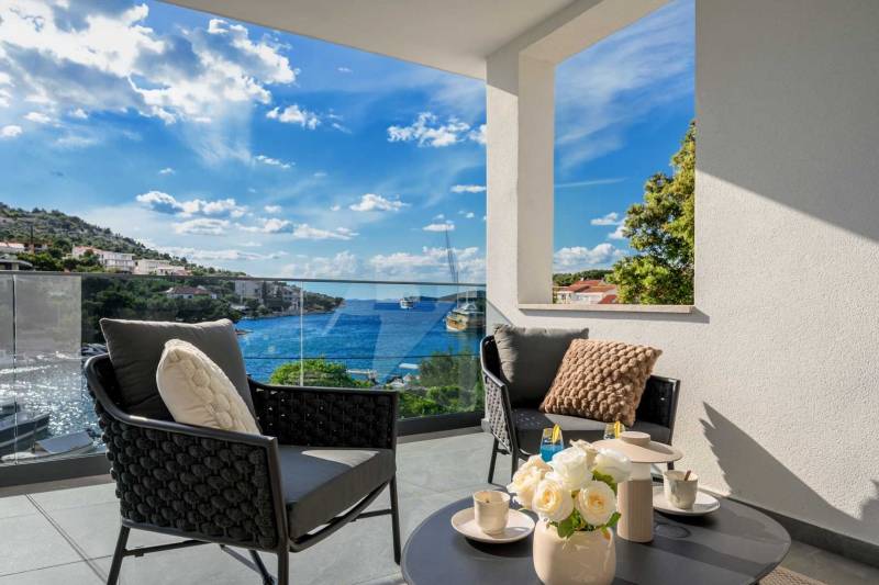 Villa Between Seas with Pool Primošten