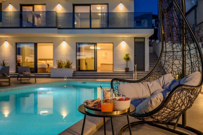 Villa Between Seas with Pool Primošten