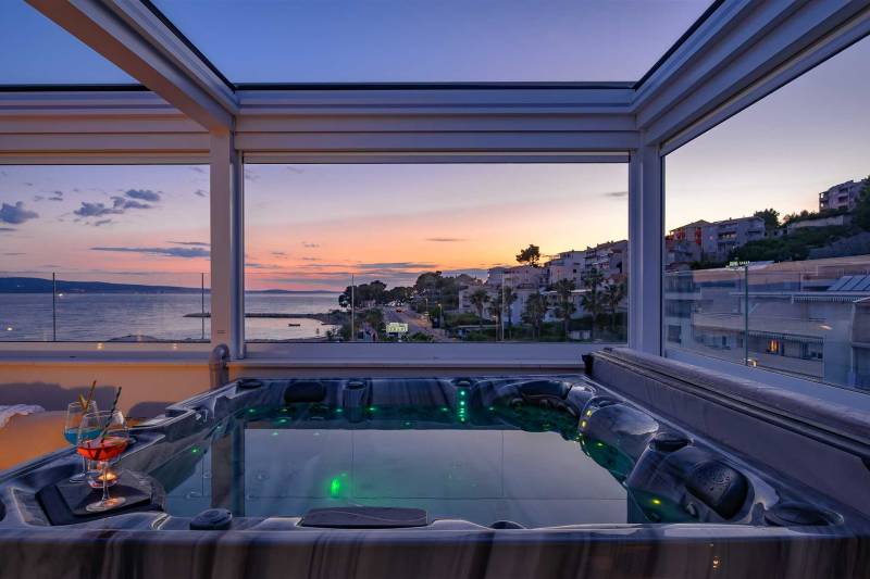 Beachfront Villa Lara with Pool Omiš