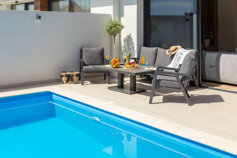 Luxusvilla Etera mit beheiztem Pool Split