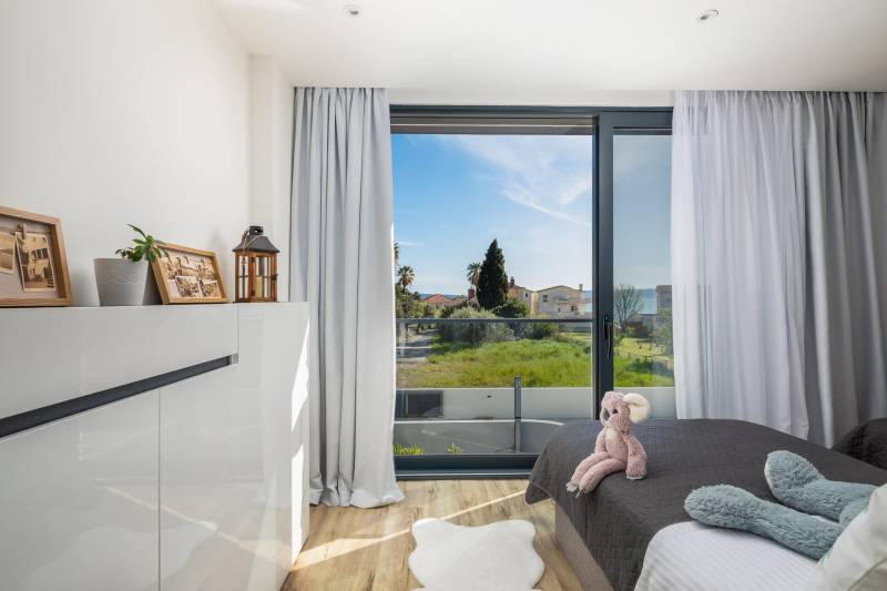 Luxusvilla Etera mit beheiztem Pool Split