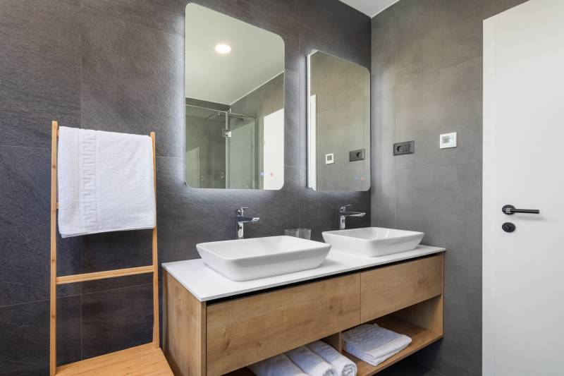 Luxusvilla Etera mit beheiztem Pool Split