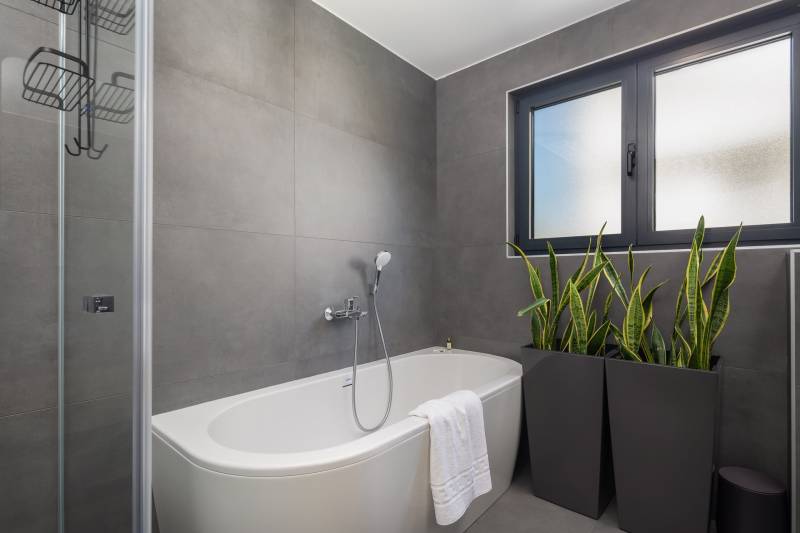 Luxusvilla Etera mit beheiztem Pool Split