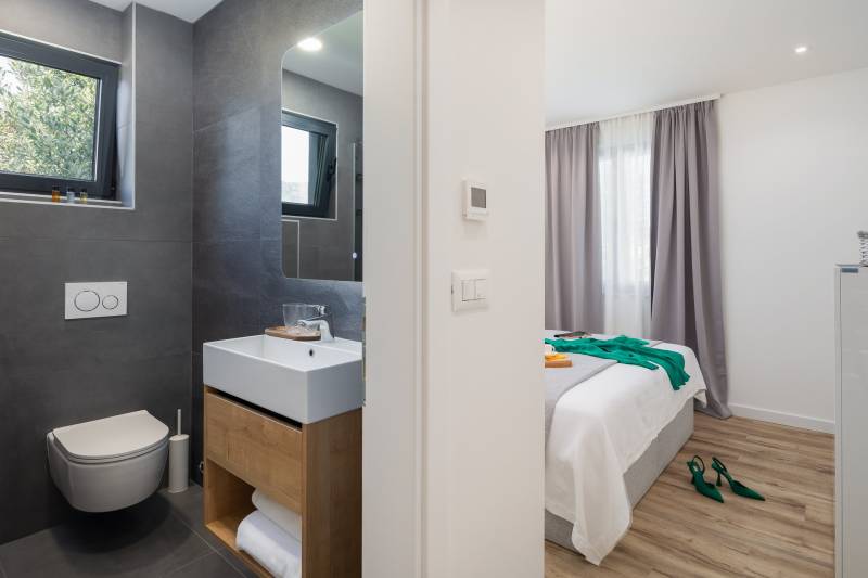 Luxusvilla Etera mit beheiztem Pool Split