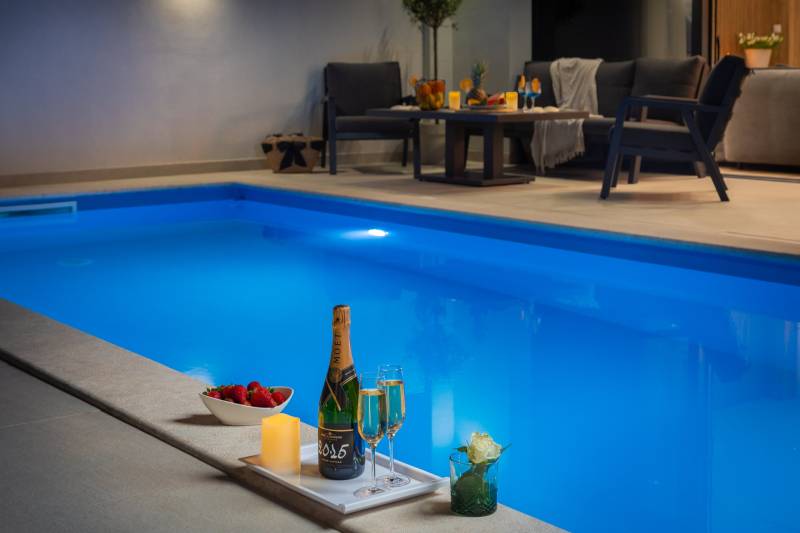 Luxusvilla Etera mit beheiztem Pool Split