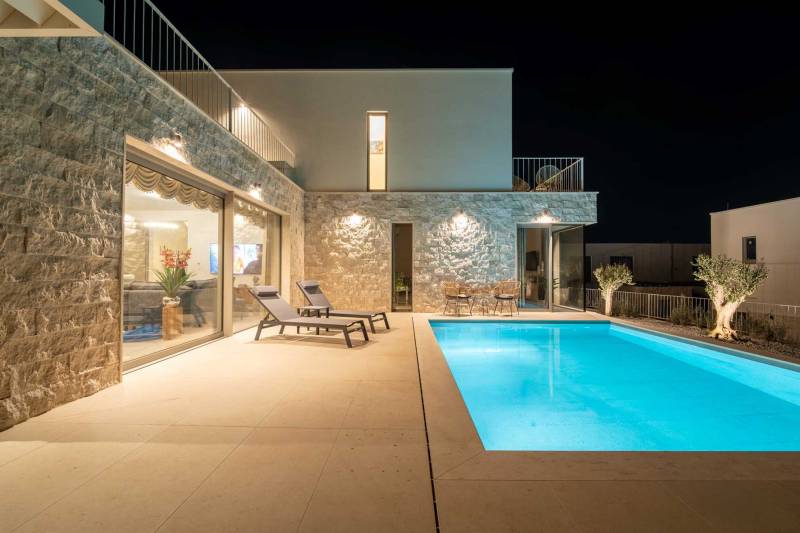 Villa Norix med Basseng Brač