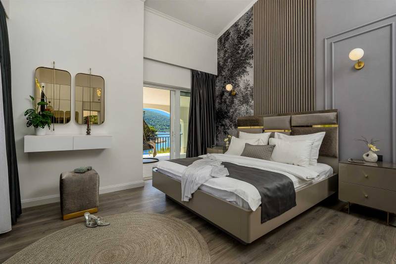 Beachfront Villa Crystal Bay with Pool Korčula