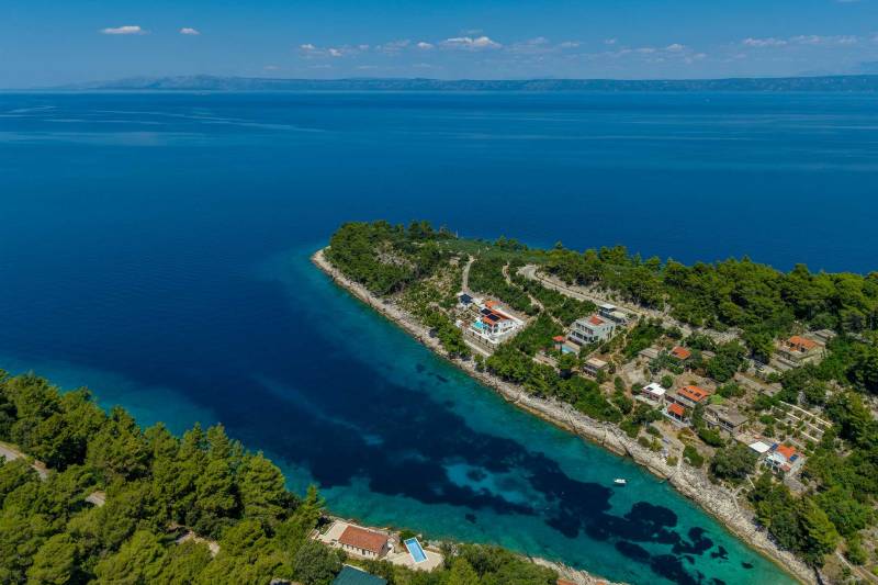 Beachfront Villa Crystal Bay with Pool Korčula