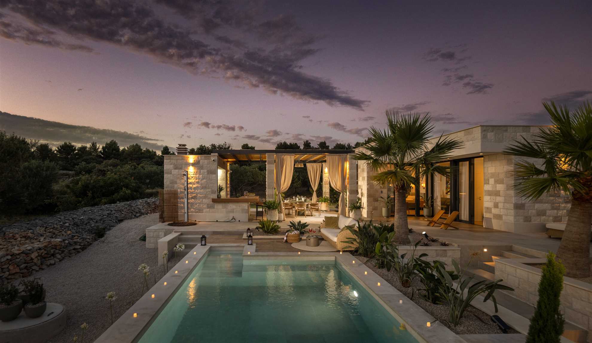 Willa Casa Antlia z Basenem